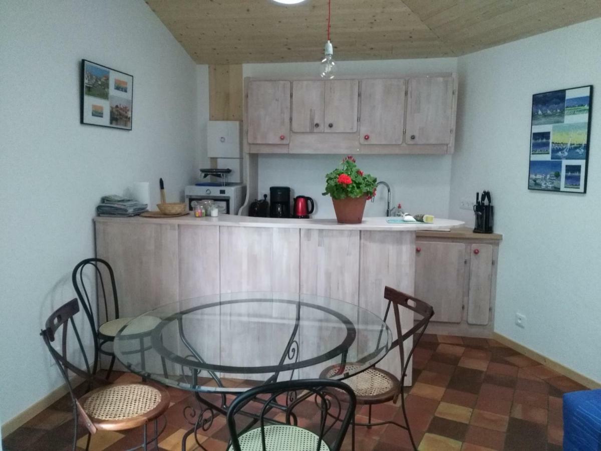Les Chenes Bleus Bed & Breakfast Sainte-Marie-de-Re Bagian luar foto