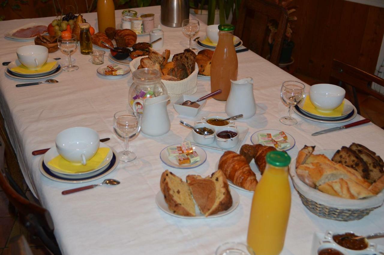 Les Chenes Bleus Bed & Breakfast Sainte-Marie-de-Re Bagian luar foto
