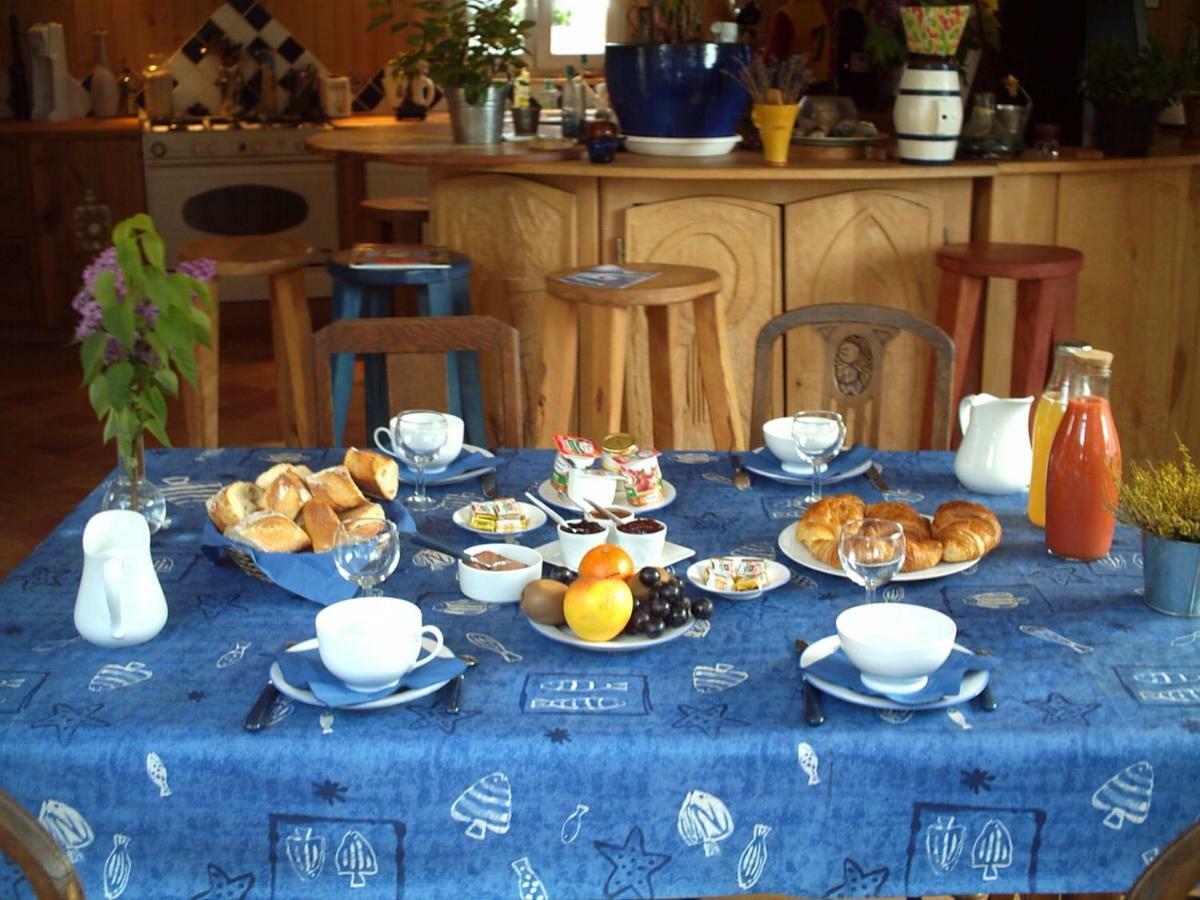 Les Chenes Bleus Bed & Breakfast Sainte-Marie-de-Re Bagian luar foto