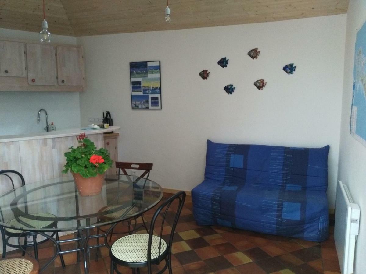 Les Chenes Bleus Bed & Breakfast Sainte-Marie-de-Re Bagian luar foto