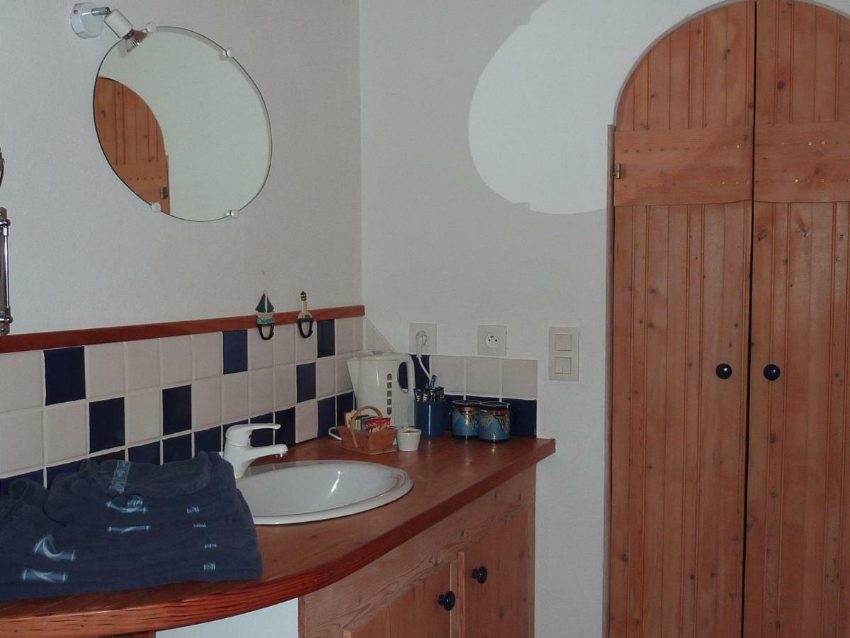 Les Chenes Bleus Bed & Breakfast Sainte-Marie-de-Re Bagian luar foto
