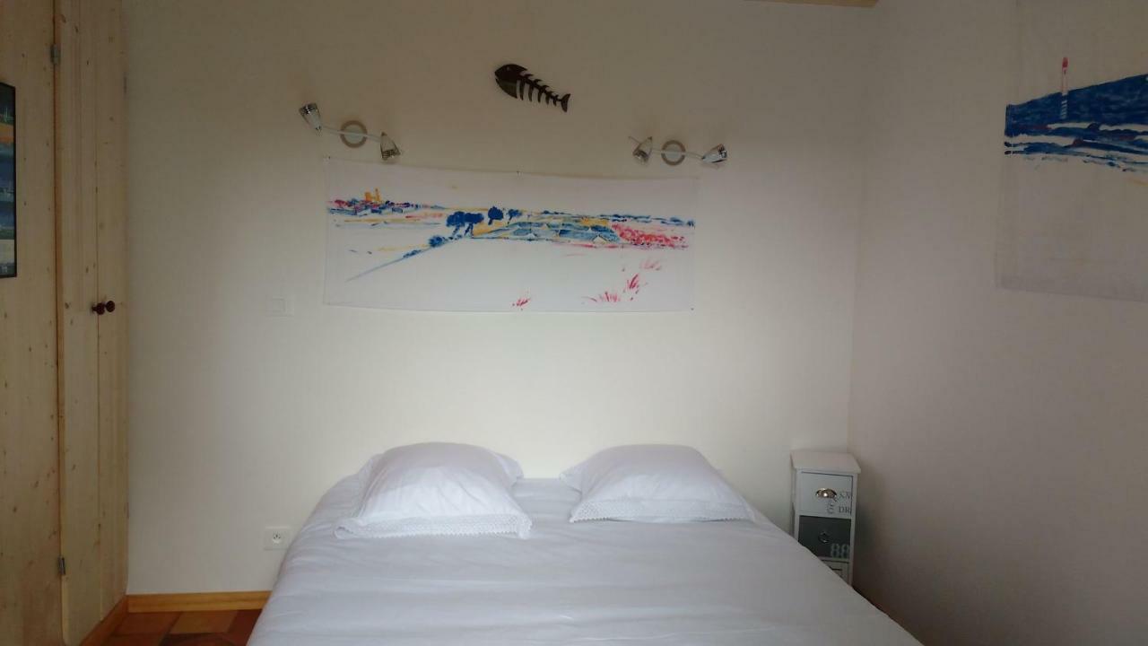 Les Chenes Bleus Bed & Breakfast Sainte-Marie-de-Re Bagian luar foto